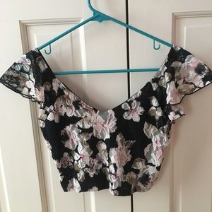 Flowery Lace Short Sleeve Crop Top