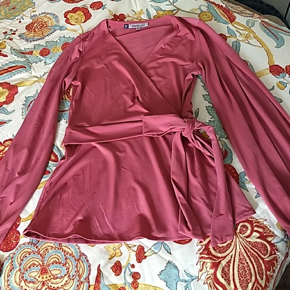 JLo Top