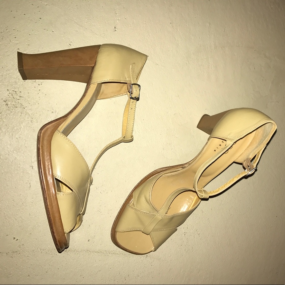 Tan BCBG Maxazria Heels