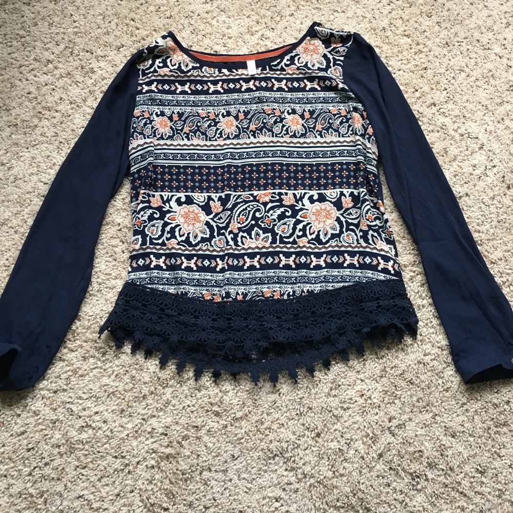 Crocheted trim Blouse