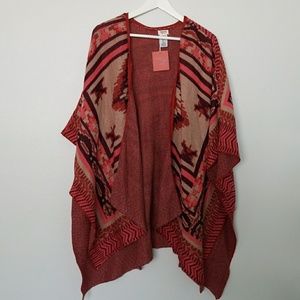 NWT Aztec Print Poncho