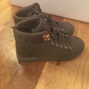 USED ONCE. Olive ALDO sneakers.
