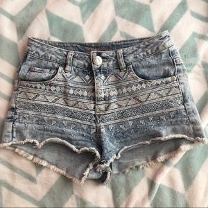 High-waisted Tribal Print Jean Shorts