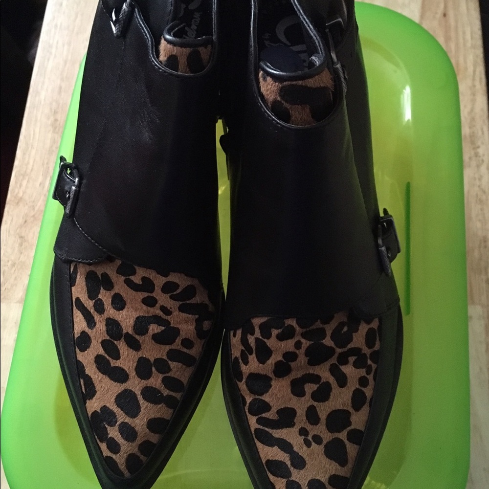 Ankle boots