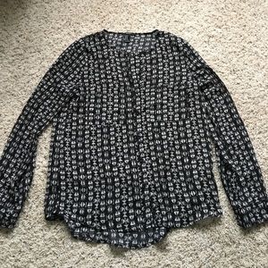 Collar-less button down Blouse