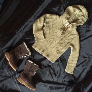 Old Navy 18-24 sweater hoodie cable knit