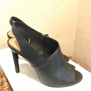 VC Slingback zipper heels