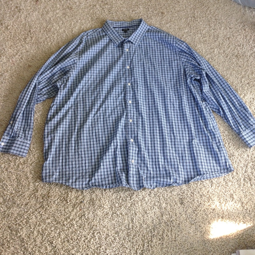 Apt. 9 Button Down Dress Shirt. Size 4XB.