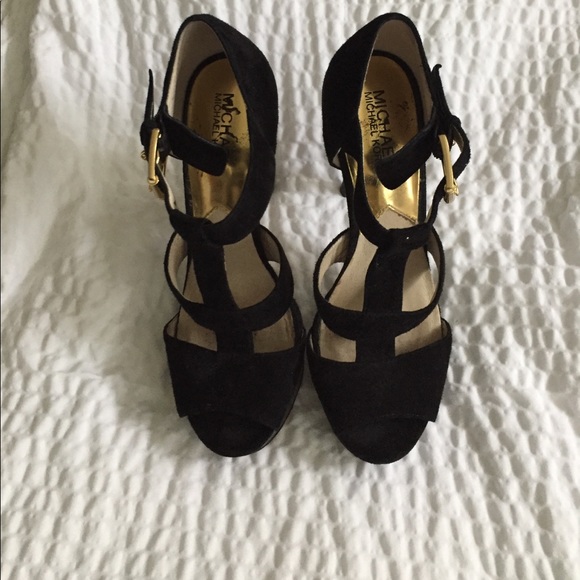 MK Suede Platforms - Picture 2 of 8