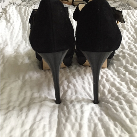 MK Suede Platforms - Picture 5 of 8