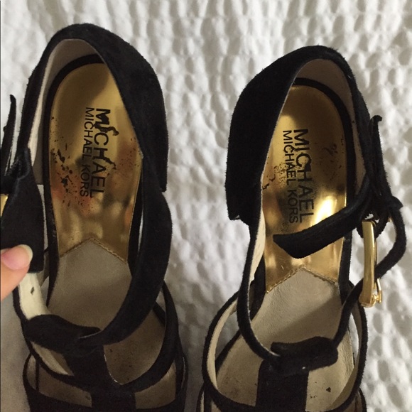 MK Suede Platforms - Picture 6 of 8