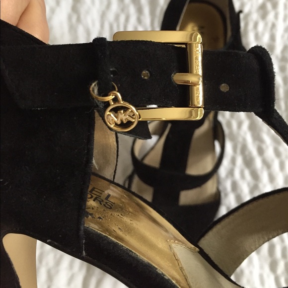 MK Suede Platforms - Picture 7 of 8