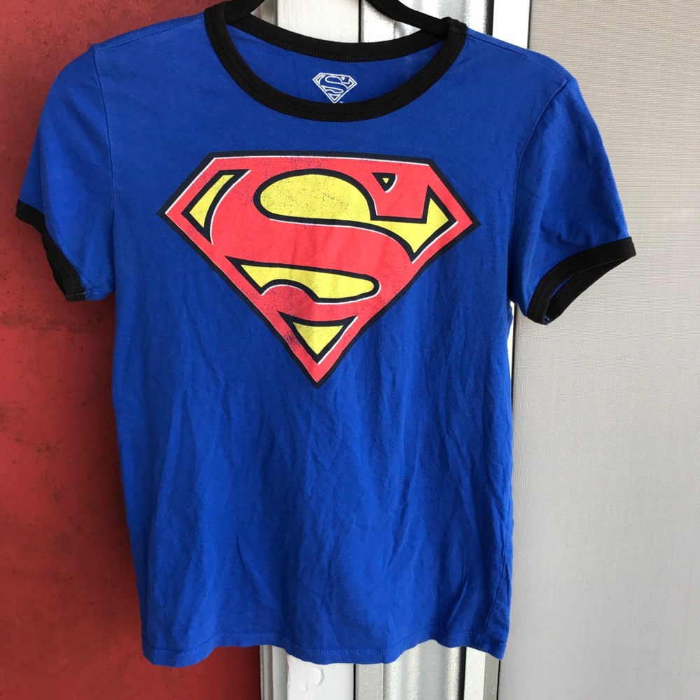 superman logo t-shirt