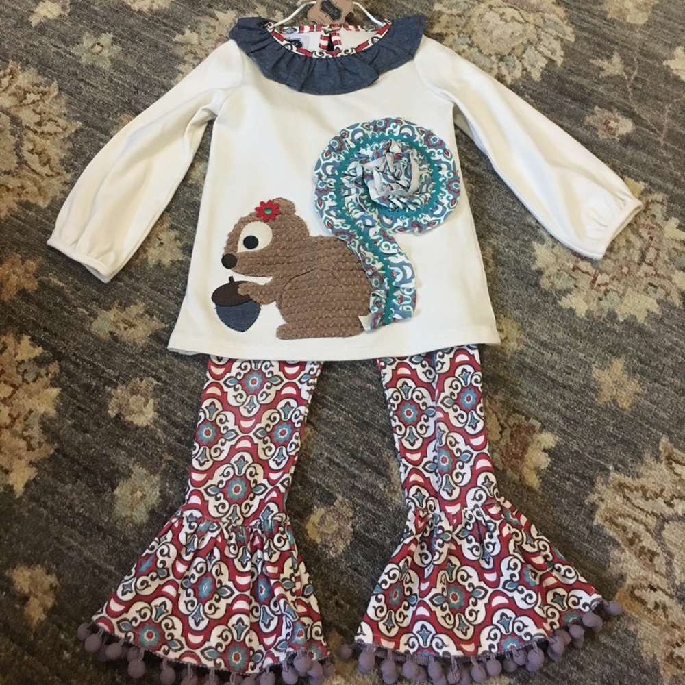 On Hold ✋🏼 🐿 Mud pie squirrel outfit 3t