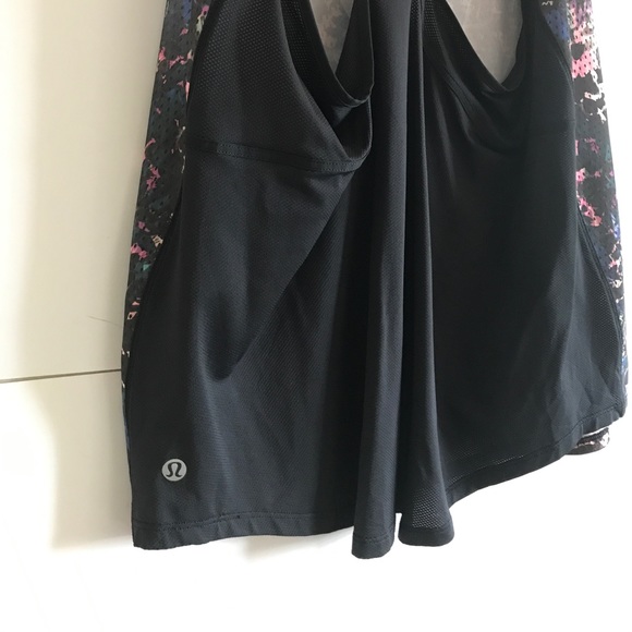 RARE LULULEMON “Motion multi” Ladder Singlet Size 10 - Picture 4 of 4