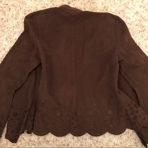 Suede - ish jacket with hook and eye closure - Picture 6 of 6