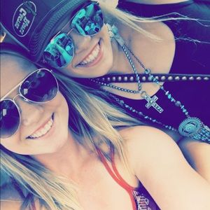 Meet your Posher, Aspen