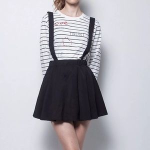 Suspender skirt
