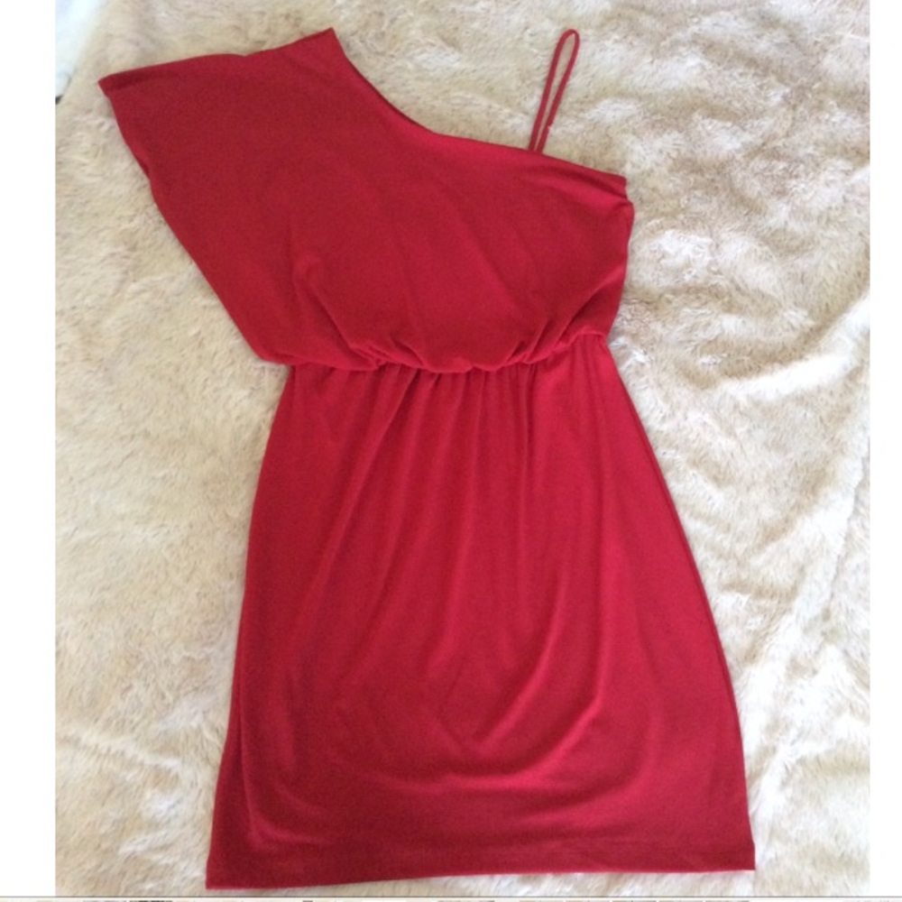 Red cocktail dress - S