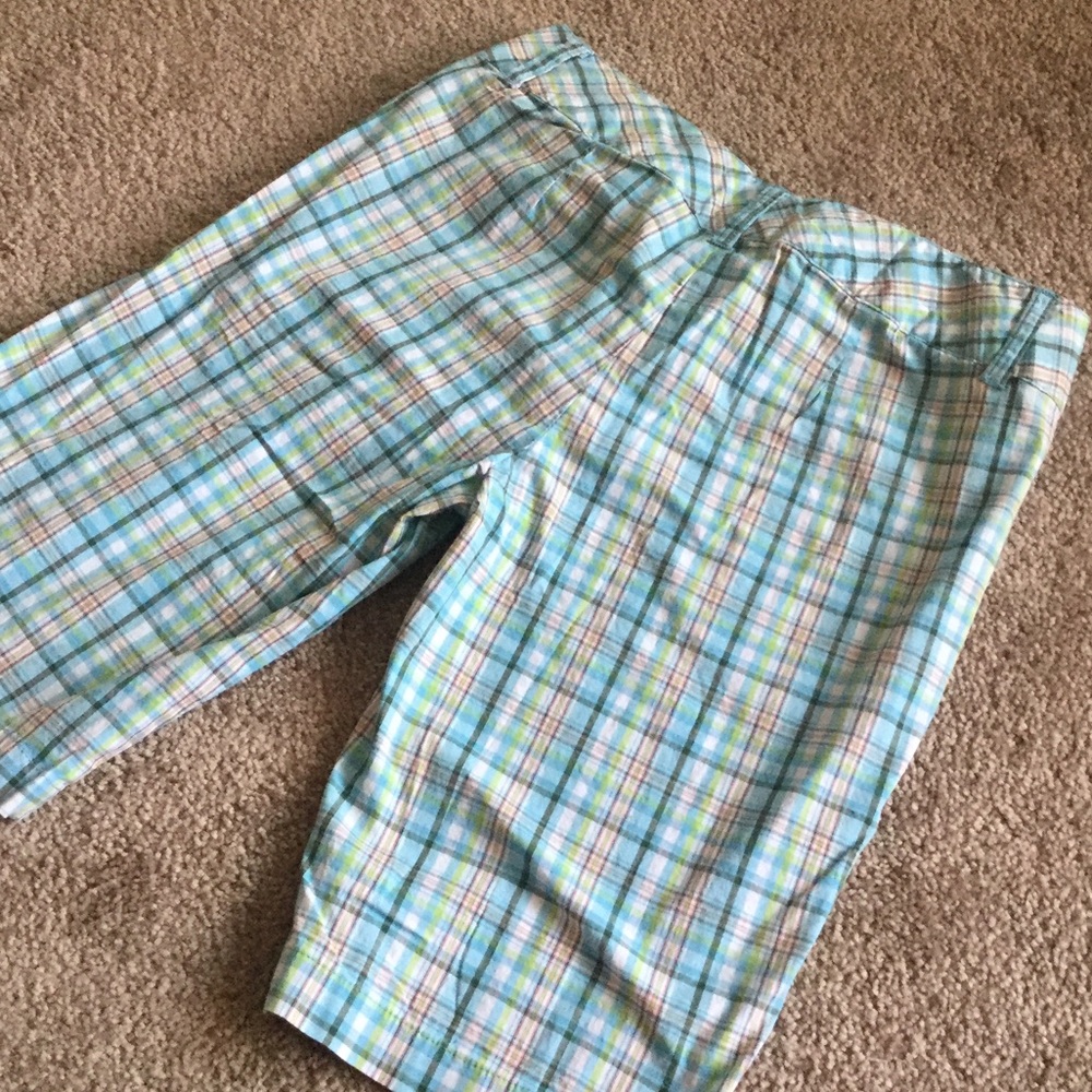 Shorts - Picture 3 of 3
