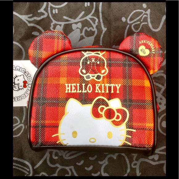 Hello Kitty Makeup Bag Bonus Plushy - Picture 4 of 8