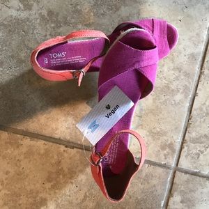 Toms sandles
