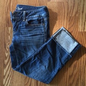 American Eagle Outfitters jean capris