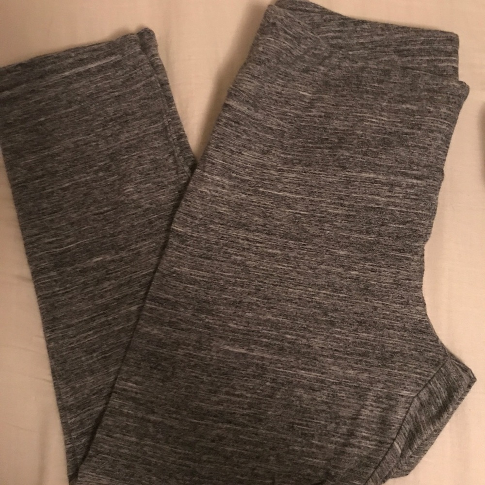 Capri pant leggings size large