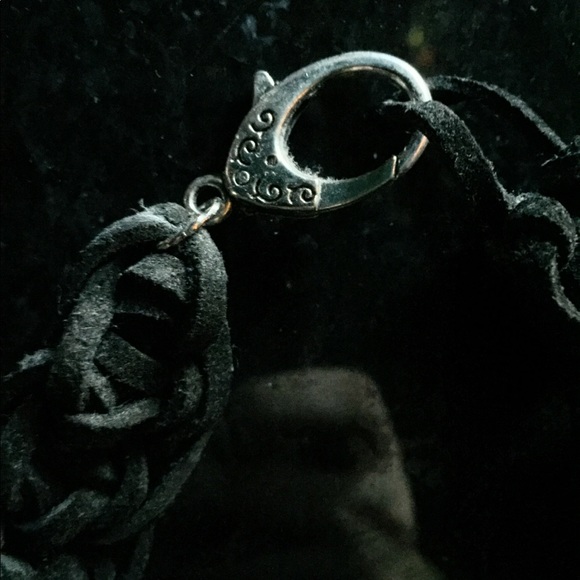 Black suede crocheted choker w/ Dixon wings - Picture 2 of 2