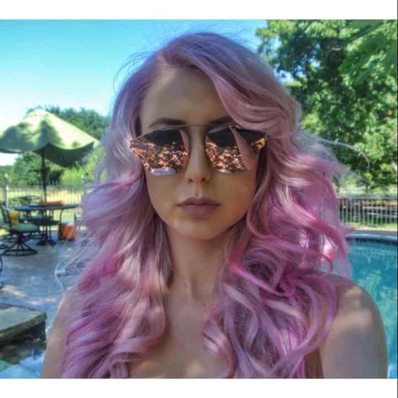 ✨ UNLISTED SUNGLASSES ✨ main image 8