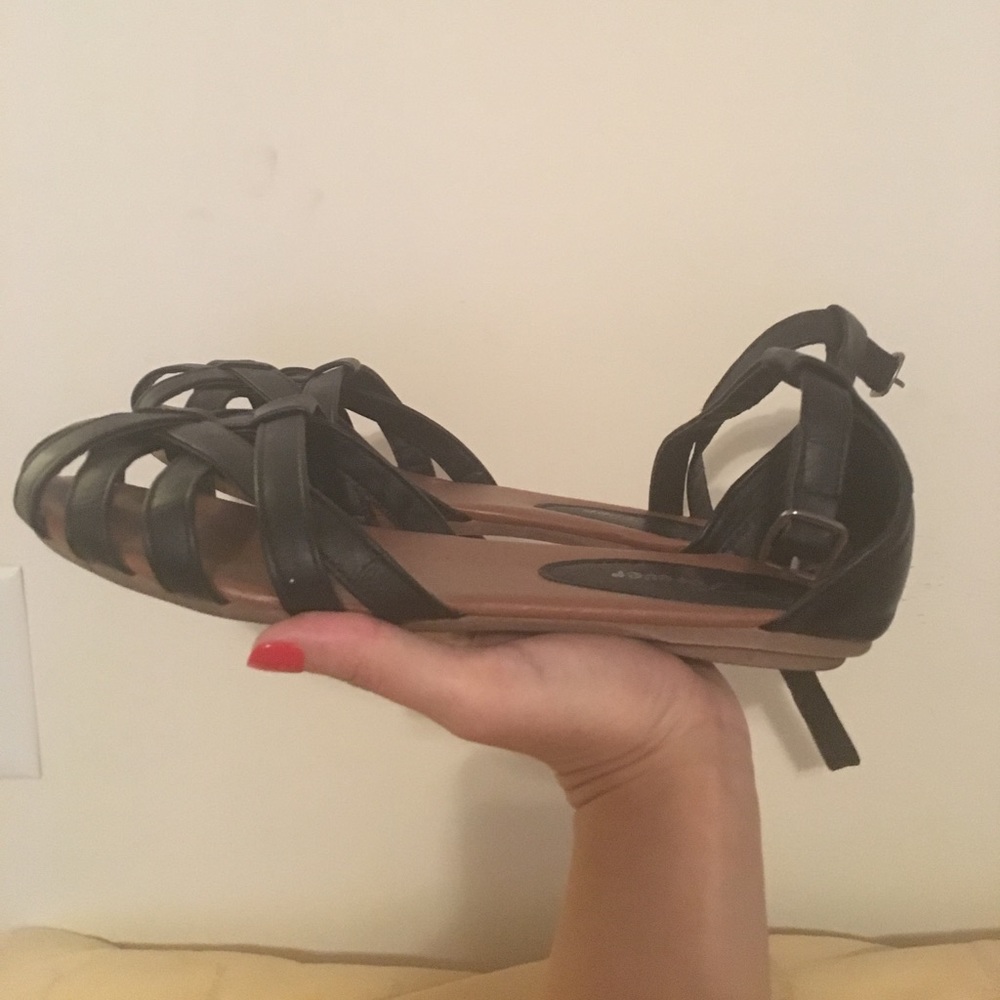 Worn twice. 6.5. Ankle buckle flats.