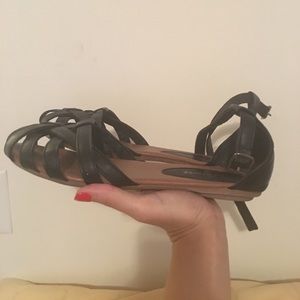 Worn twice. 6.5. Ankle buckle flats.