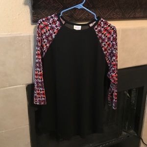 Lularoe Randy Tee
