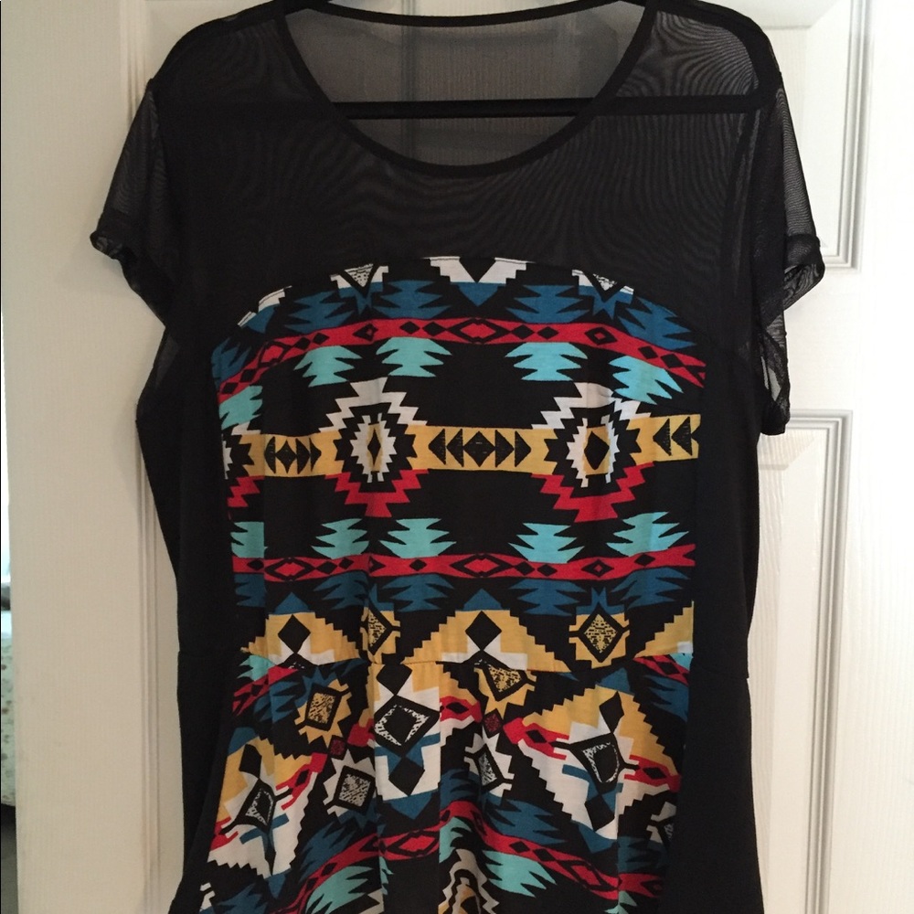 Women's size 1X pendulum top.