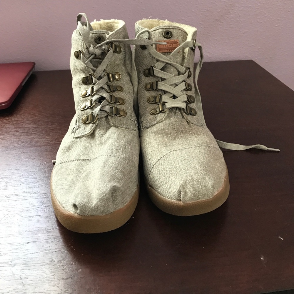 Toms Booties