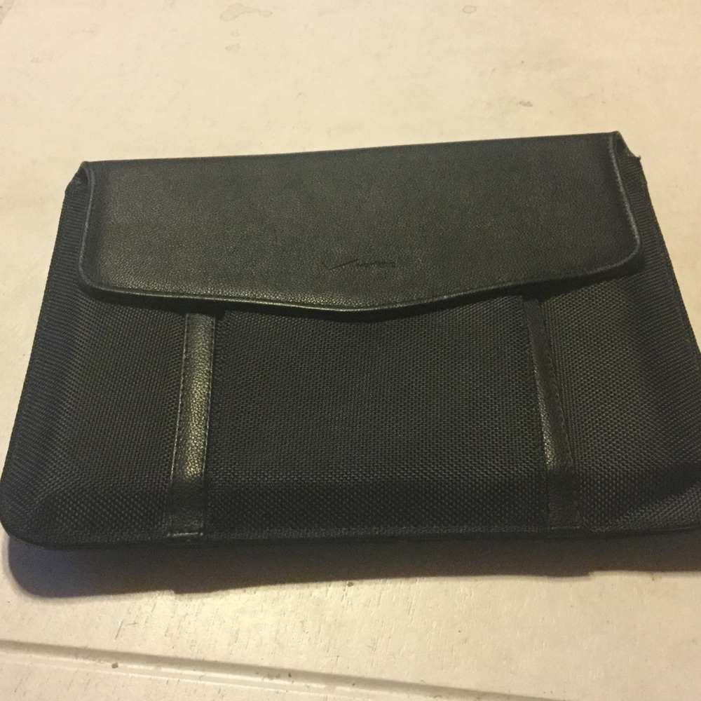 Verizon iPad case. New. Black