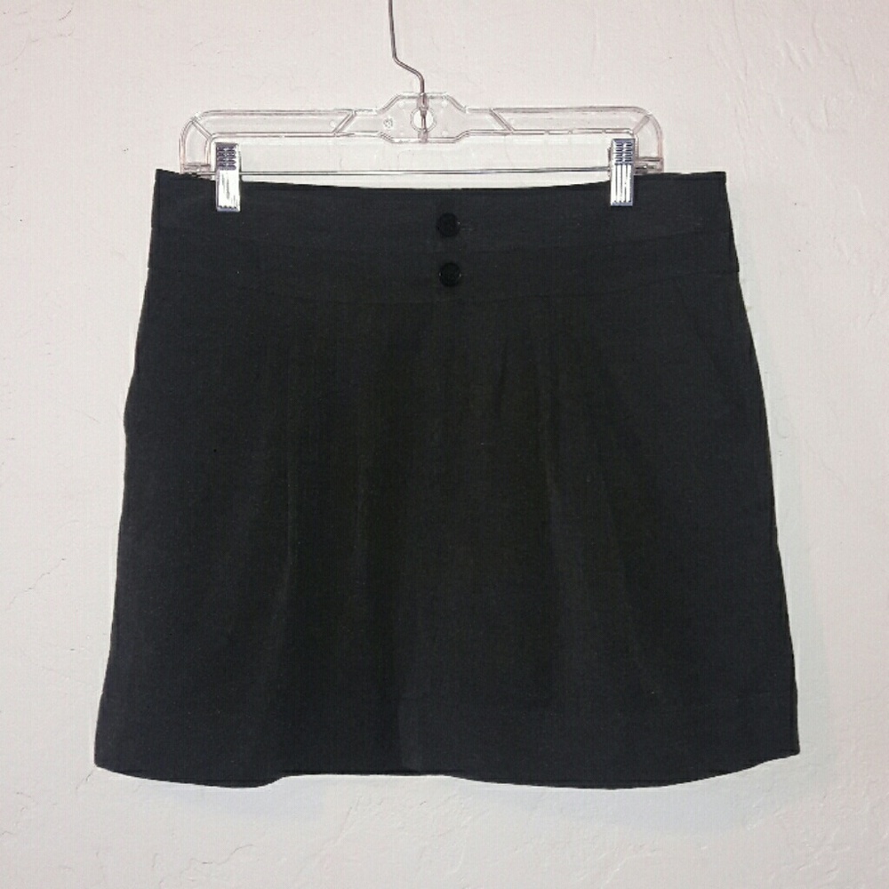 A grey skirt