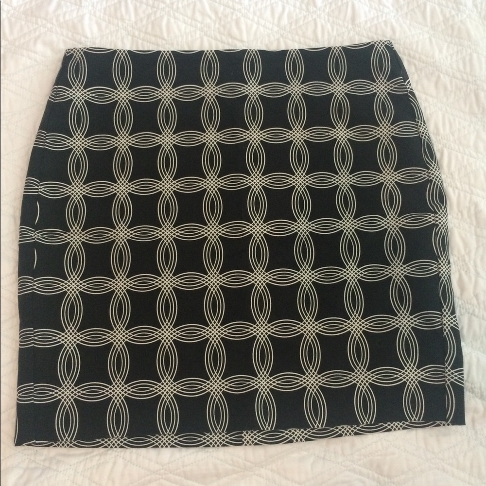 Printed banana republic skirt