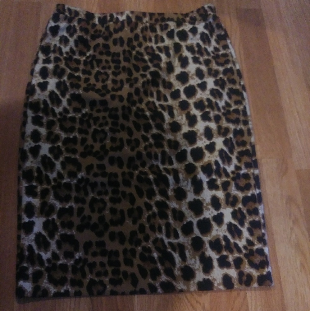 Pencil skirt