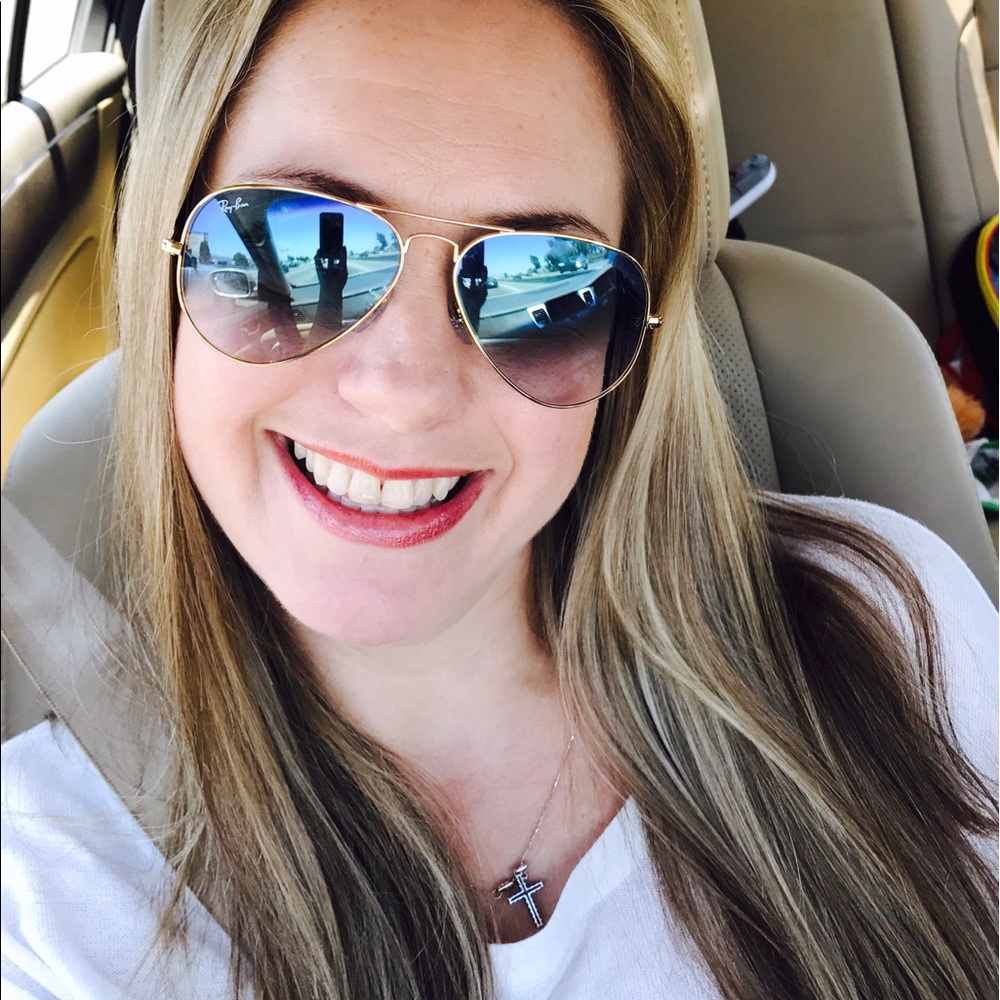 Meet your Posher, Lyndsey