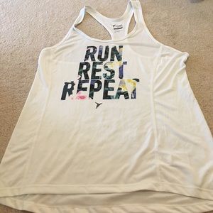 Old Navy active tank-size large