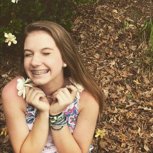 Meet your Posher, Avery