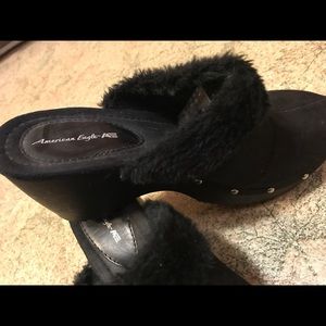 American Eagle black suede clogs