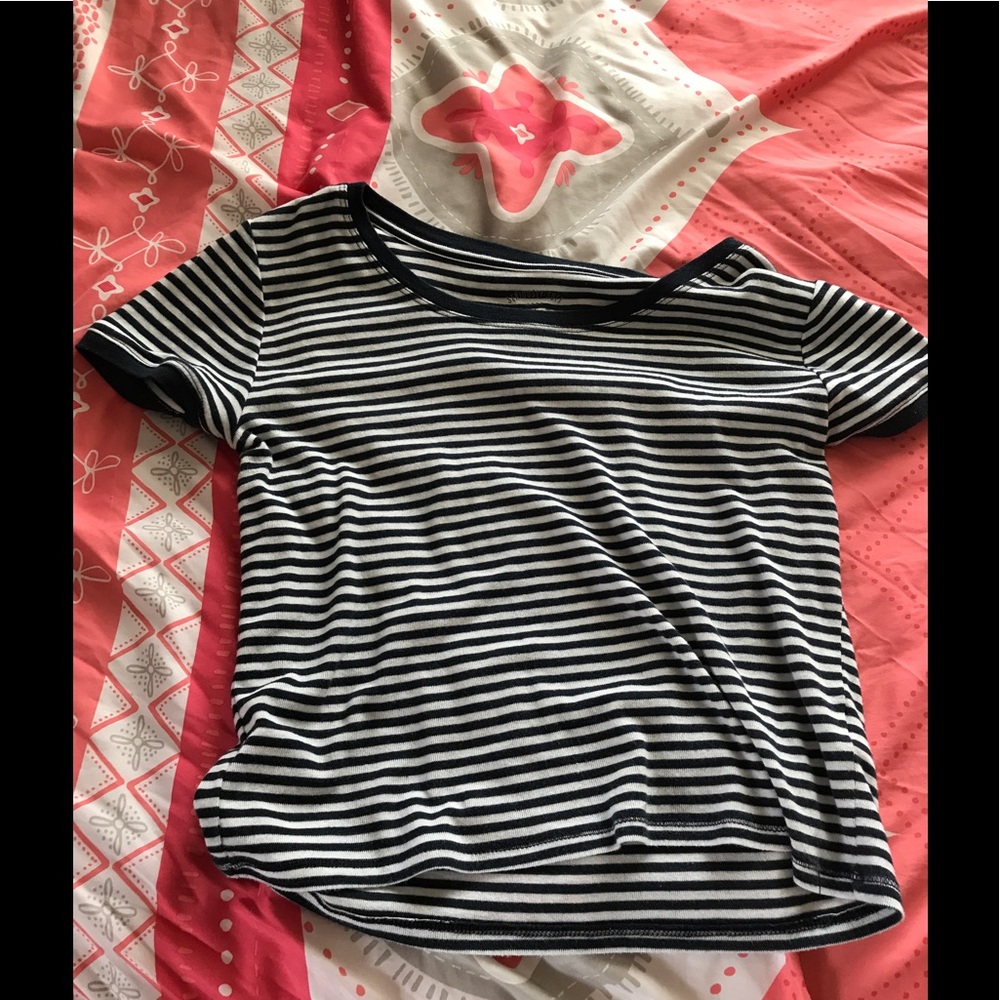 Stripped short sleeved  crop top