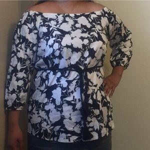 The Limited Off the shoulder top NWT