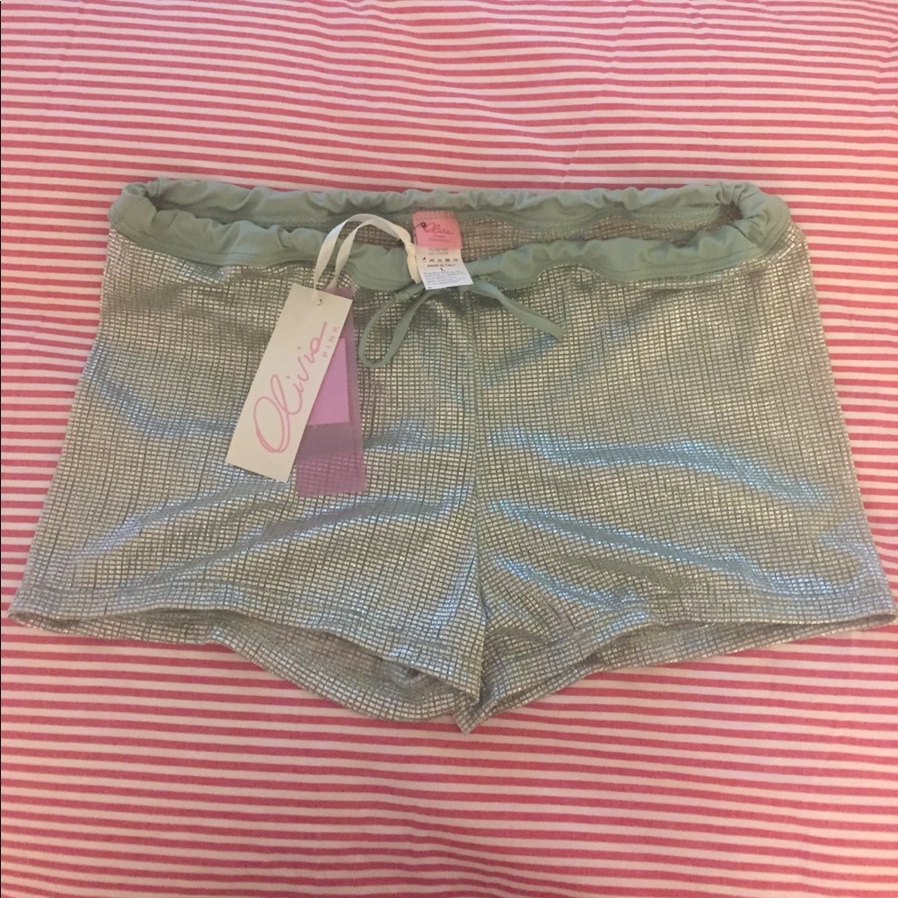 Olivia Pink women shorts