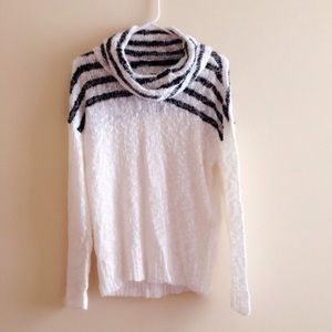 Turtle neck pullover