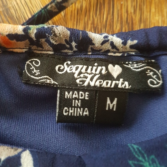 Pretty Floral Dress - Picture 2 of 3