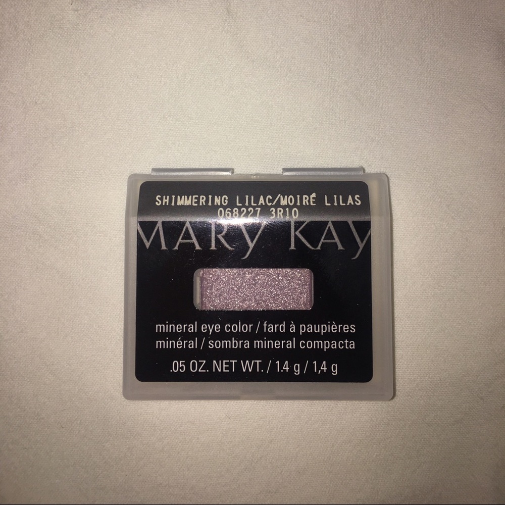 Mary Kay Shimmering Lilac Eyeshadow
