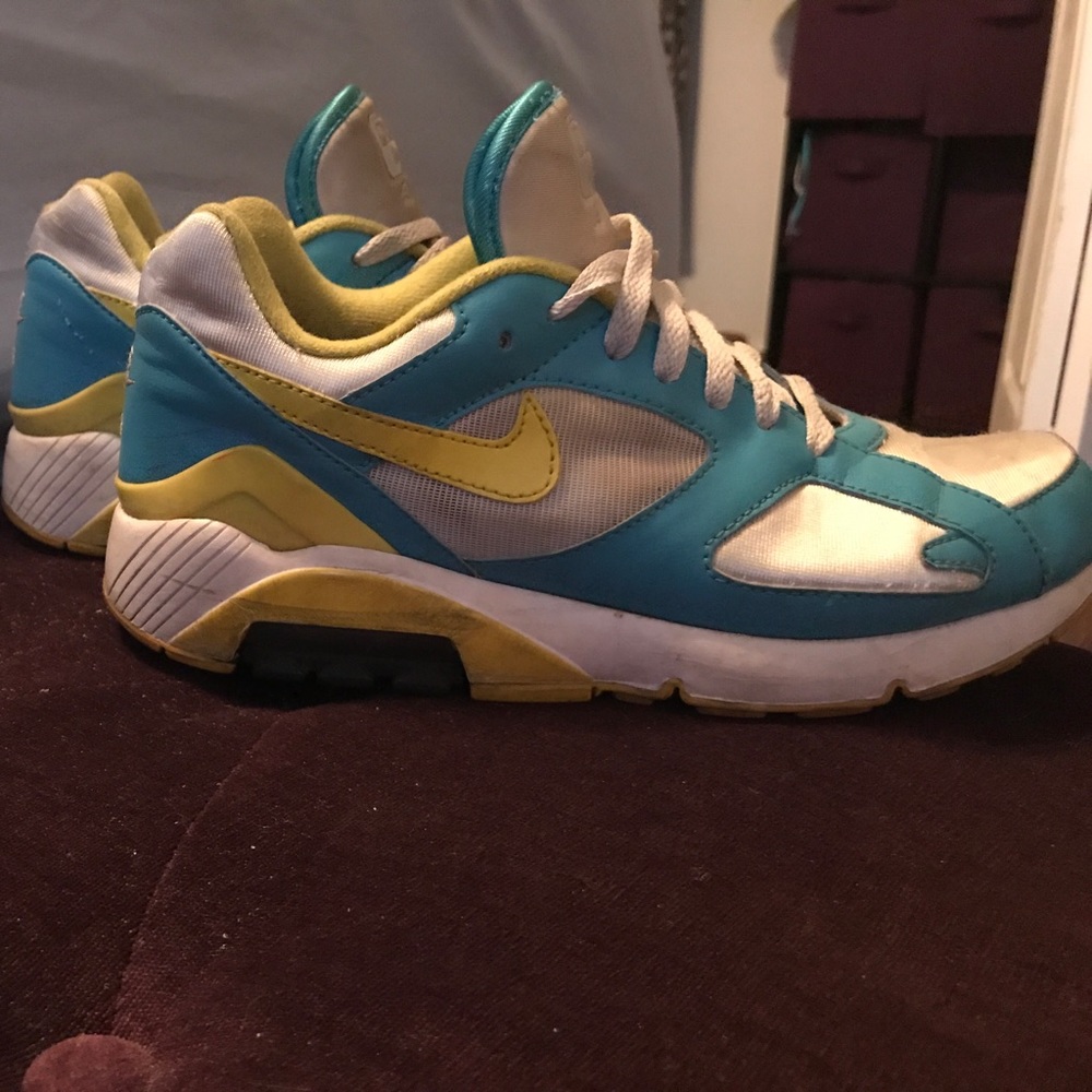 Women's Nike Air Max. Custom Design
